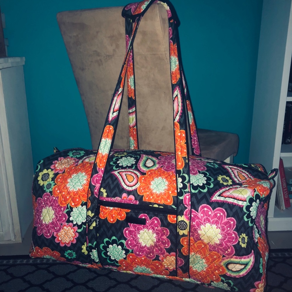 Vera Bradley XL Travel Duffel 🌸